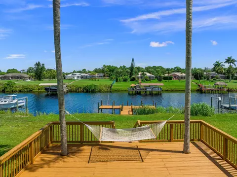 163 SE Osprey Rdg, Port Saint Lucie, FL 34984