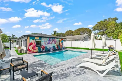 217 NE 11th St, Delray Beach, FL 33444