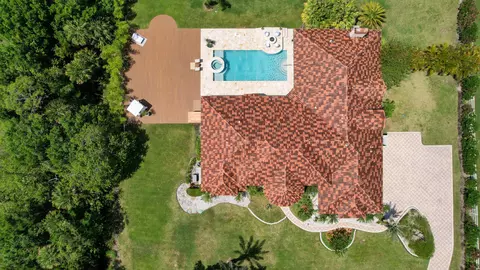 6780 49th St, Vero Beach, FL 32967
