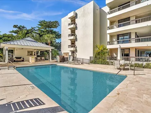 277 N Ocean Blvd #102, Boca Raton, FL 33432