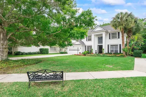 152 Oakwood Ln, Palm Beach Gardens, FL 33410