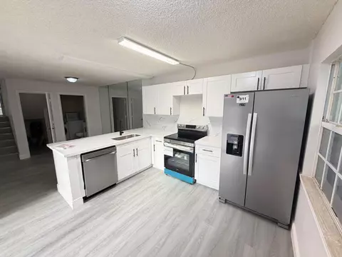 1956 Hartford Ct, West Palm Beach, FL 33409