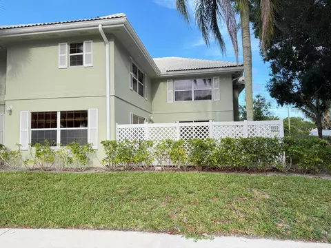 1956 Hartford Ct, West Palm Beach, FL 33409