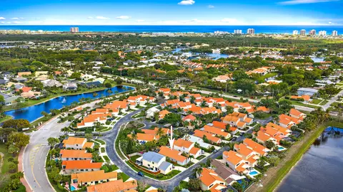 13305 St Tropez Cir, Palm Beach Gardens, FL 33410