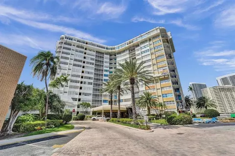 100 Golden Isles Dr #815, Hallandale Beach, FL 33009