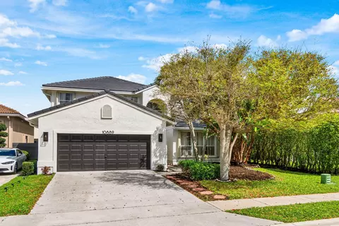 10889 Tamoron Ln, Boca Raton, FL 33498