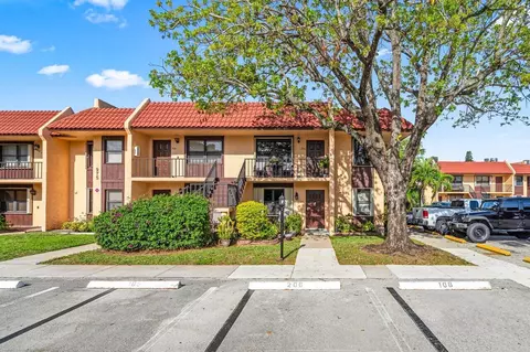 5975 Forest Hill Blvd #106, West Palm Beach, FL 33415