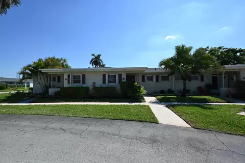 2681 W Barkley Dr W #B, West Palm Beach, FL 33415