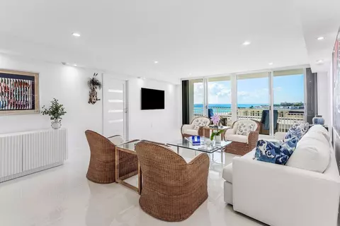 2780 S Ocean Blvd #805, Palm Beach, FL 33480