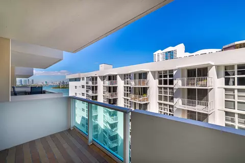 1200 West Ave #1521, Miami Beach, FL 33139