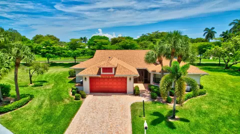 5664 Willow Creek Ct, Delray Beach, FL 33484