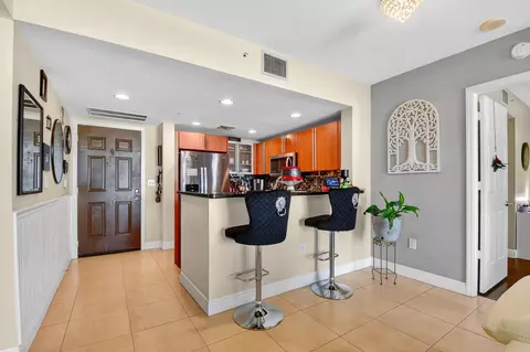 610 Clematis St #608, West Palm Beach, FL 33401