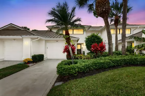 5650 SE Foxcross Pl, Stuart, FL 34997