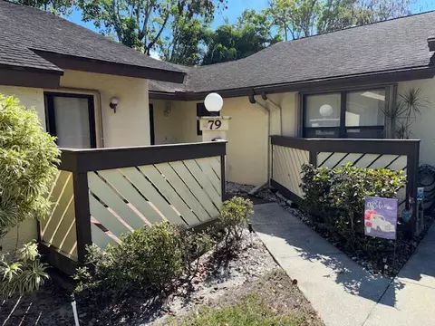 79 Wood Rose Ct, Royal Palm Beach, FL 33411