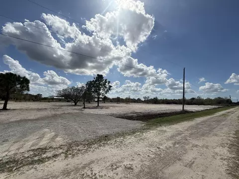 14416 NW 252nd St, Okeechobee, FL 34972 photo 2