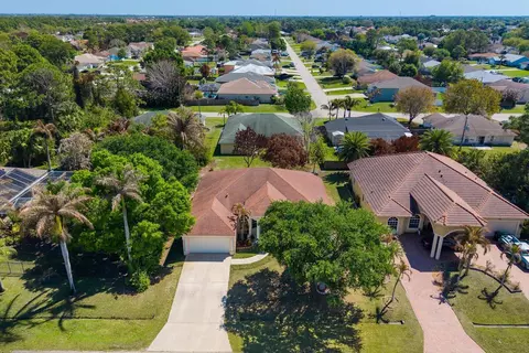 1717 SW Erie St, Port Saint Lucie, FL 34953