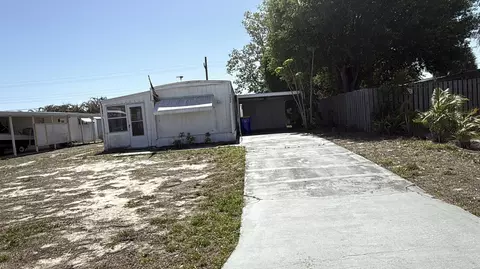 7000 SE Ridgeway Ter SE, Hobe Sound, FL 33455