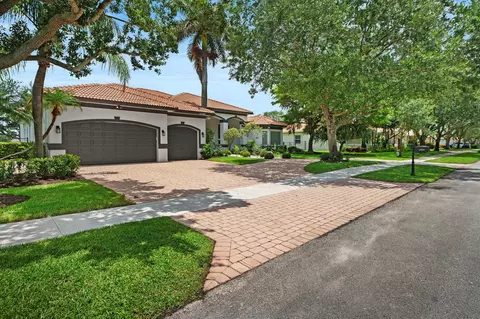 13185 SW 44th St, Davie, FL 33330