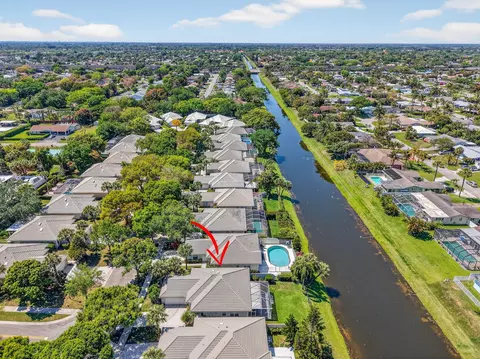 1065 Bedford Ave, Palm Beach Gardens, FL 33403