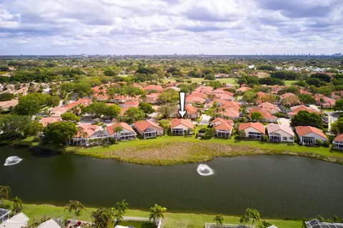 51 Monterey Pointe Dr, Palm Beach Gardens, FL 33418
