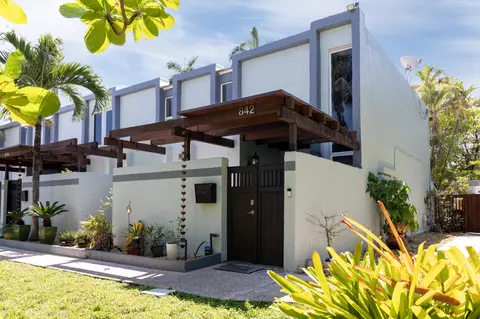 842 NE 20th Dr #842, Wilton Manors, FL 33305