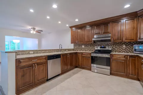22954 Ironwedge Dr, Boca Raton, FL 33433
