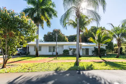 308 Australian Cir, Lake Park, FL 33403