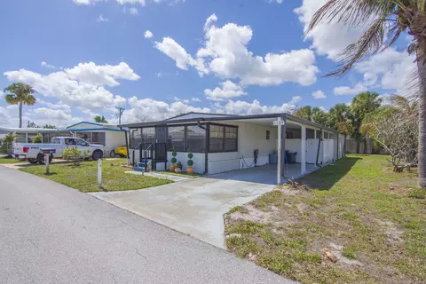 2520 SE Penny Ln, Stuart, FL 34994