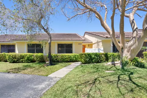 6731 Bridlewood Ct, Boca Raton, FL 33433