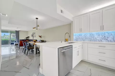 23277 Barwood Ln N #107, Boca Raton, FL 33428