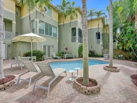 1210 W Las Olas Blvd, Fort Lauderdale, FL 33312