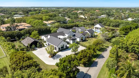 10468 El Caballo Ct, Delray Beach, FL 33446