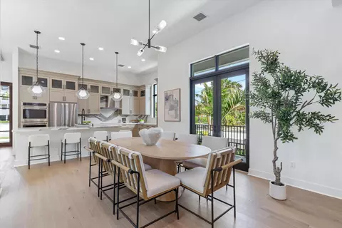 Dining - 432 NW North River Dr, Stuart, FL 34994 photo 1 of 2