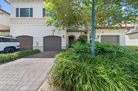 4222 N Dixie Hwy #82, Oakland Park, FL 33334