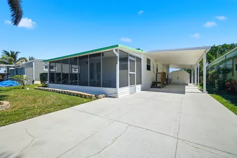 5560 E Marina Dr, Fort Lauderdale, FL 33312