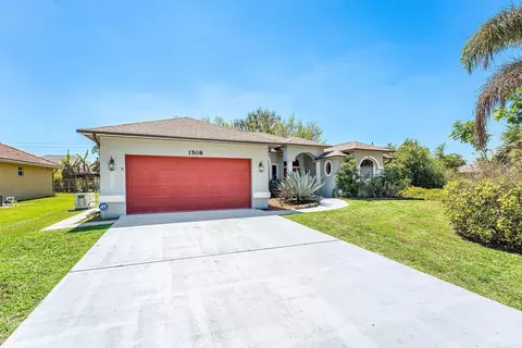 1508 SW Crater Ave, Port Saint Lucie, FL 34953