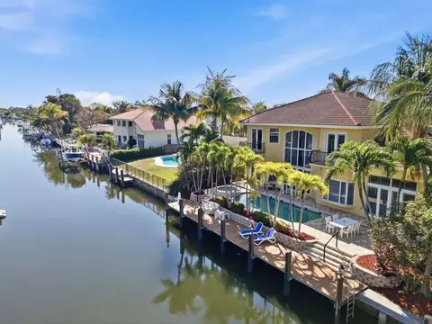 2221 NE 48th Ct, Lighthouse Point, FL 33064
