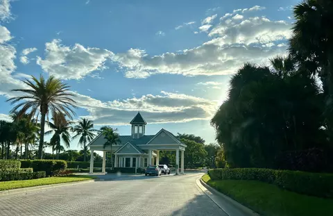 7795 Ironhorse Blvd, West Palm Beach, FL 33412