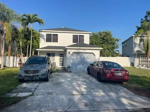 4675 Lakeside Cir, West Palm Beach, FL 33417