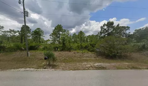 3209 41st St W, Lehigh Acres, FL 33971