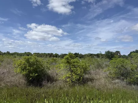 19369 NW 300th St, Okeechobee, FL 34972