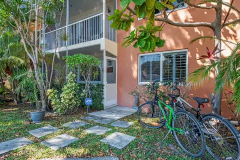 1920 NE 1st Ter #116H, Wilton Manors, FL 33305