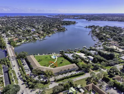 478 Tequesta Dr #205, Tequesta, FL 33469