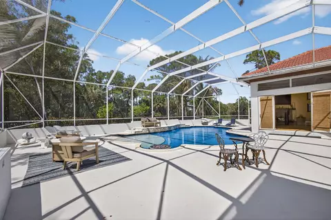 Exterior - 18764 SE Old Trail Dr, Jupiter, FL 33478 photo 6 of 24