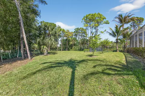Exterior - 18764 SE Old Trail Dr, Jupiter, FL 33478 photo 23 of 24