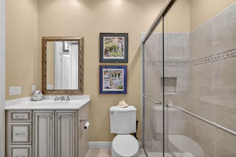 Bath - 18764 SE Old Trail Dr, Jupiter, FL 33478 photo 7 of 8