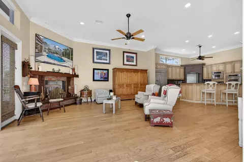 Living - 18764 SE Old Trail Dr, Jupiter, FL 33478 photo 4 of 7