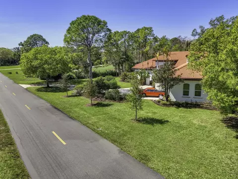 View/Area - 18764 SE Old Trail Dr, Jupiter, FL 33478 photo 1 of 13