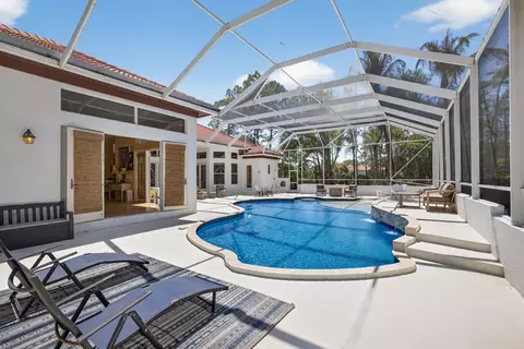 Exterior - 18764 SE Old Trail Dr, Jupiter, FL 33478 photo 9 of 24