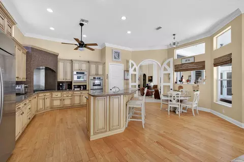 Kitchen - 18764 SE Old Trail Dr, Jupiter, FL 33478 photo 2 of 6